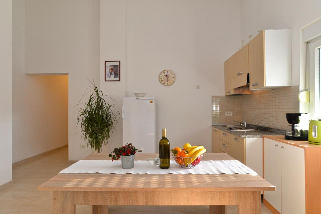 Apartments Bernarda 1773 Баньоле Екстериор снимка