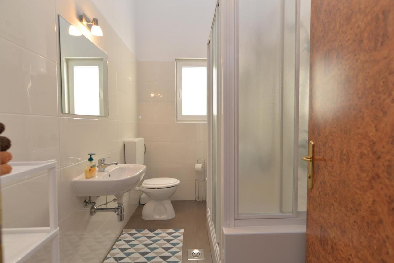 Apartments Bernarda 1773 Баньоле Екстериор снимка