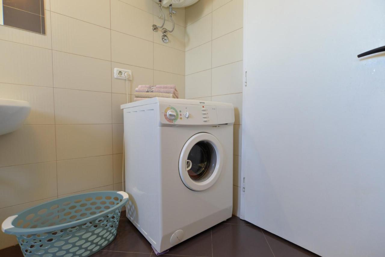 Apartments Bernarda 1773 Баньоле Екстериор снимка